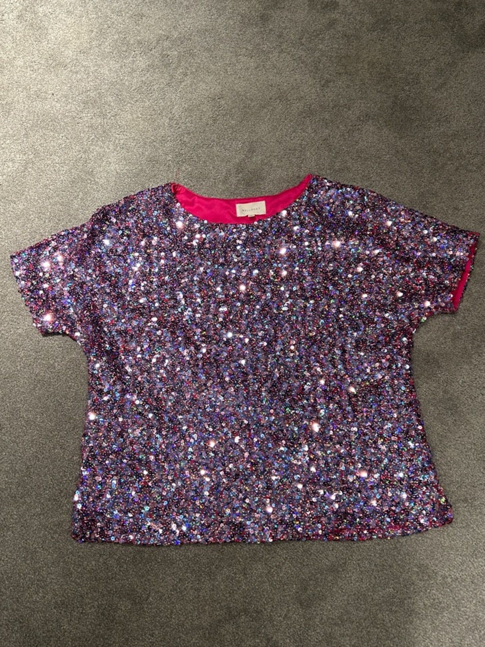 MELLODAY Purple Sequin Short Sleeve Top with Pink Trim